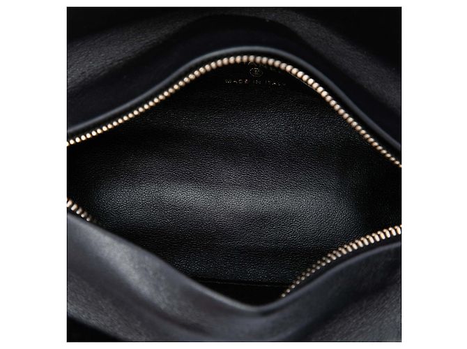 Clutch da polso Chanel in velluto trapuntato nero CC con cristalli - vista 4