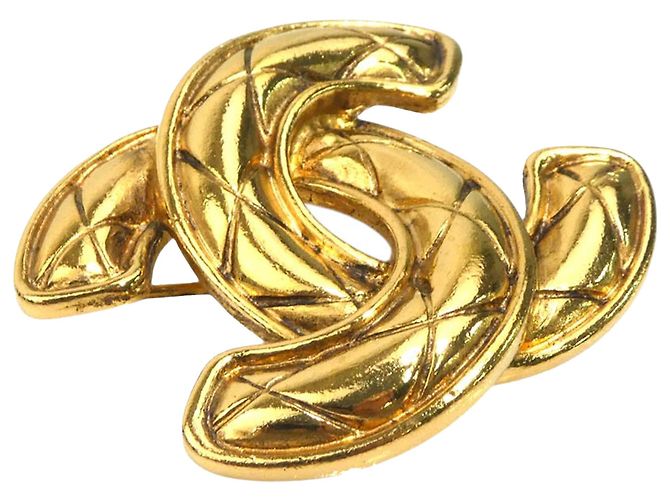 Spilla trapuntata Chanel Gold CC placcata oro D'oro - vista 3