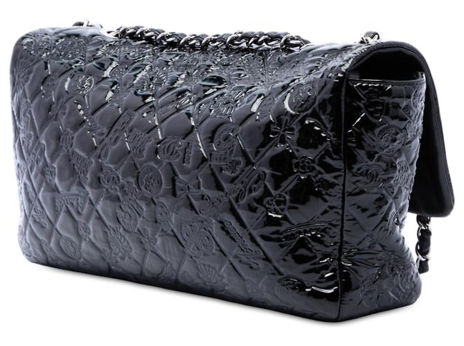 Chanel Black Jumbo Patent Embossed Lucky Symbols Flap Nero - vista 2