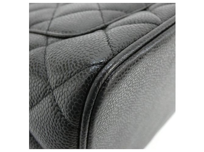 Timeless Bolsa Chanel 1804 em couro de bezerro preto - vista 3