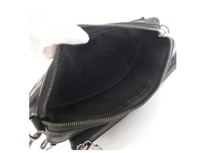Borsa Trio Messenger Louis Vuitton Monogram Eclipse Reverse Nero - vista 9