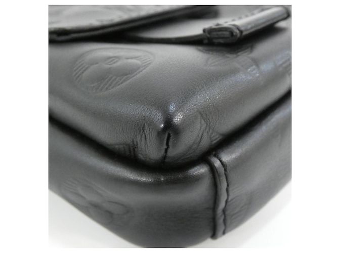 Louis Vuitton Monogram Shadow Double Phone Handbag Pouch M81323 Nero - vista 3