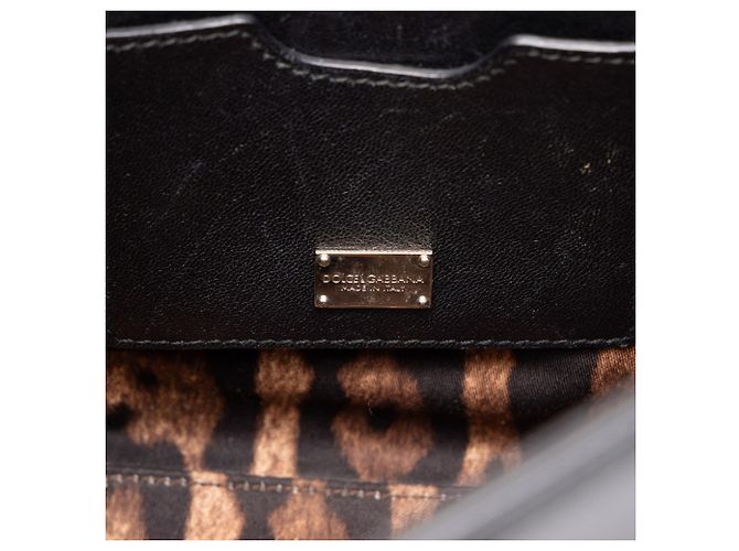 Dolce & Gabbana Schultertasche aus schwarzem Lackleder - Ansicht 5