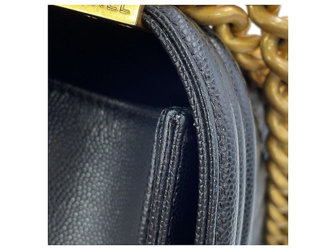 Borsa a tracolla Chanel Boy con catena Nero - vista 11