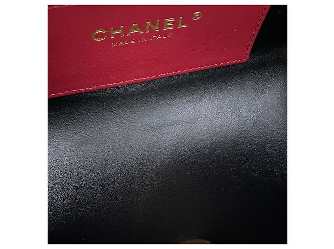 Bolsa de ombro Chanel em couro de bezerro granulado preto - vista 10