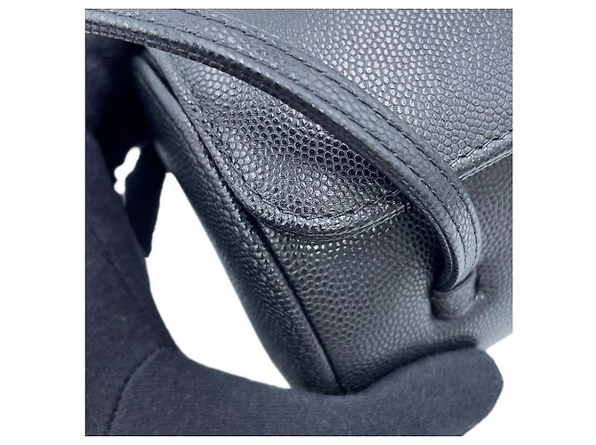 Bolsa de ombro Chanel em couro de bezerro granulado preto - vista 6