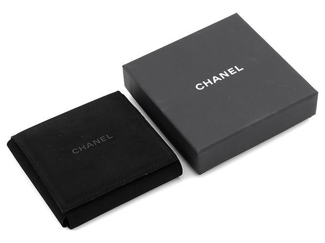 Porte-clés Chanel Mademoiselle Gabrielle Noir - vue 9