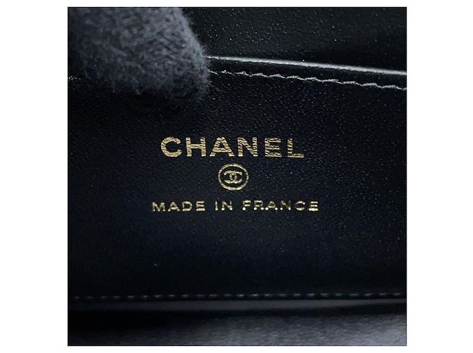 Chanel Matelassé Schultertasche aus schwarzem Lammleder - Ansicht 14