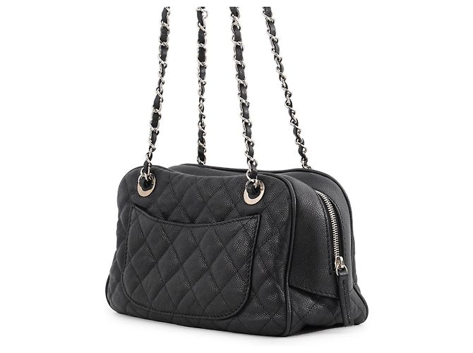Chanel Matelassé Black Grained Calfskin Shoulder Bag - view 2