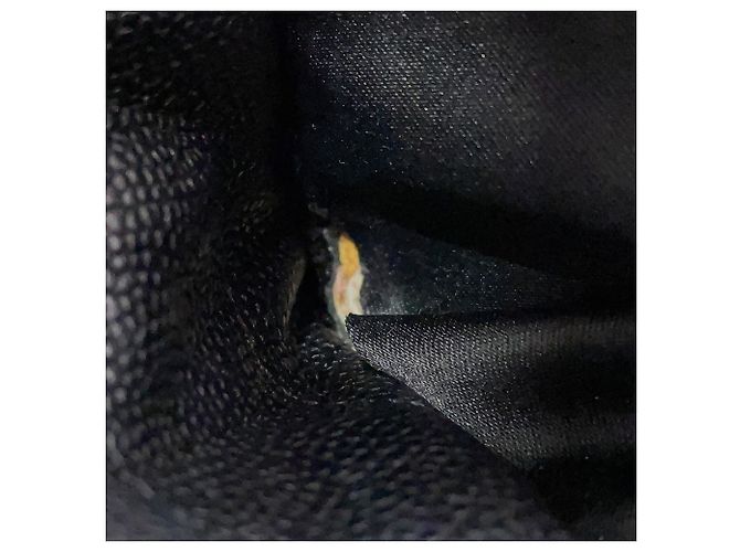 Chanel Matelassé Black Grained Calfskin Shoulder Bag - view 9