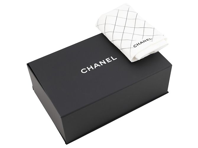 Borsa a tracolla Chanel Matelassé viola chiaro Porpora - vista 17