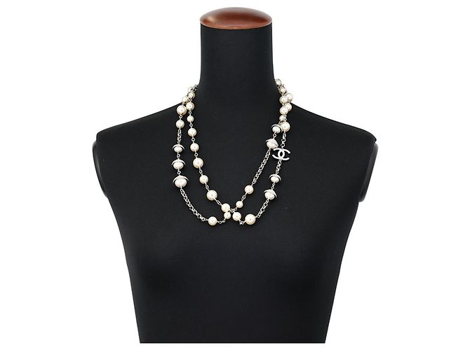 Chanel Coco Mark Halskette mit Kunstperlen und Strass - Ansicht 5