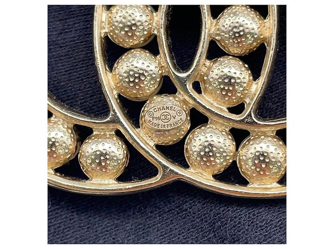 Chanel Faux Pearl and Rhinestone Brooch Golden - view 9