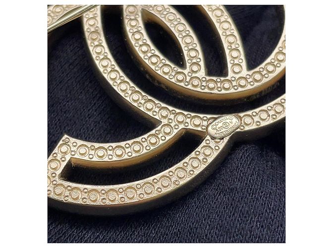 Broche Chanel com strass - vista 7