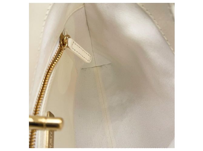Chanel Matelassé Mini Handtasche Weiß - Ansicht 11