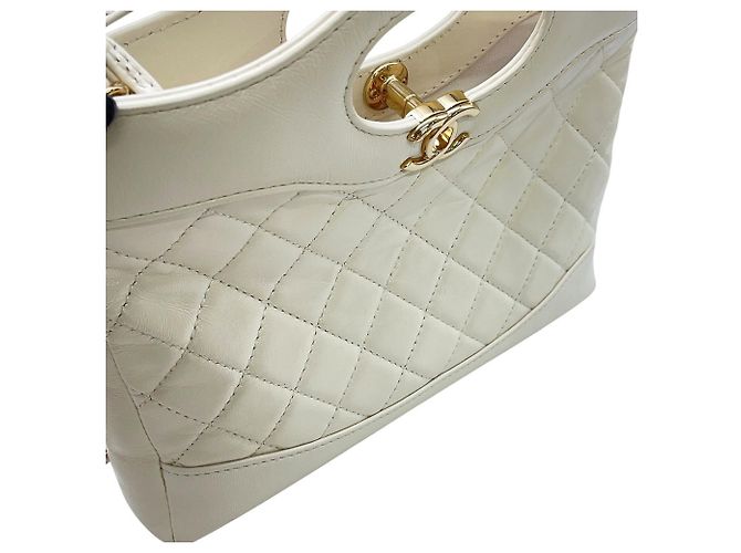 Chanel Matelassé Mini Handtasche Weiß - Ansicht 8