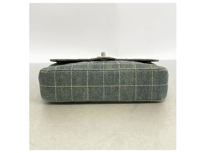 Borsa a tracolla Chanel in denim blu - vista 3