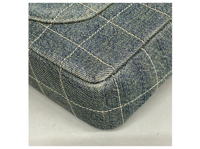 Borsa a tracolla Chanel in denim blu - vista 7