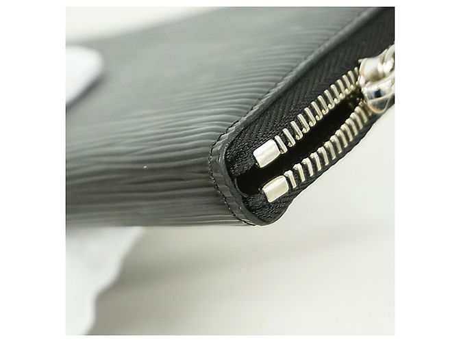 Louis Vuitton Portafoglio Lungo Clemence in Pelle Epi - vista 6