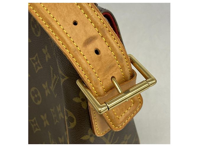 Bolsa de Ombro Louis Vuitton Monogram Vivacite GM Marrom - vista 8