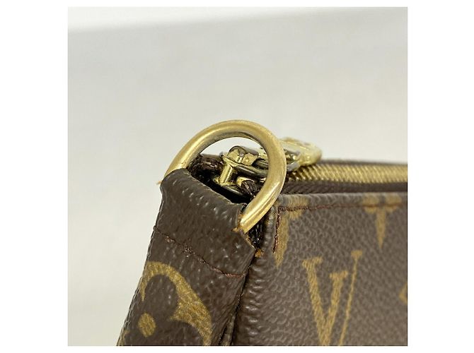 Bolsa Louis Vuitton Monogram Pochette Accessoires Marrom - vista 7