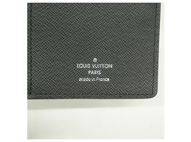 Louis Vuitton Taiga Portefeuille Brazza Long Wallet Grey - view 4