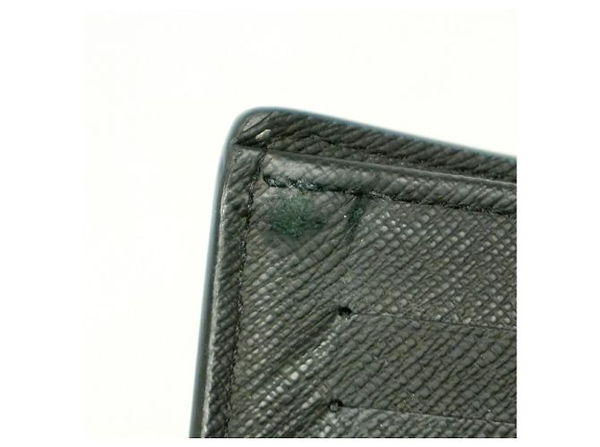 Louis Vuitton Taiga Portefeuille Brazza Long Wallet Grey - view 7
