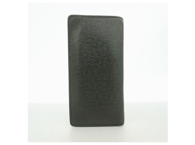 Louis Vuitton Taiga Portefeuille Brazza Long Wallet Grey - view 8