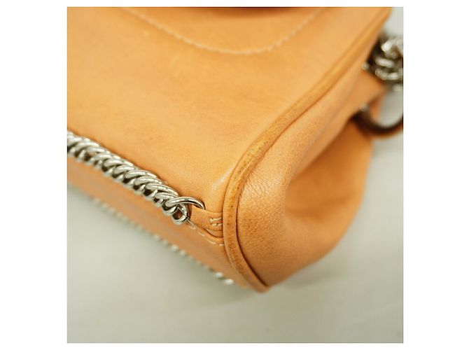 Bolsa de Ombro com Corrente Chanel Matelassé - vista 6