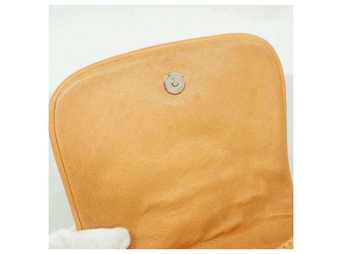 Bolsa de Ombro com Corrente Chanel Matelassé - vista 8