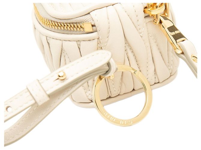 Miu Miu Matelassé Portachiavi Accessorio Charm Marrone Beige - vista 6