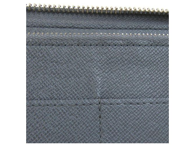 Portafoglio lungo Louis Vuitton Taiga in Glacier Grey Marrone - vista 8