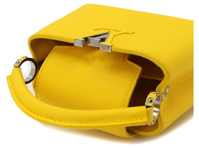 Borsa Louis Vuitton Capucines MINI Giallo - vista 6