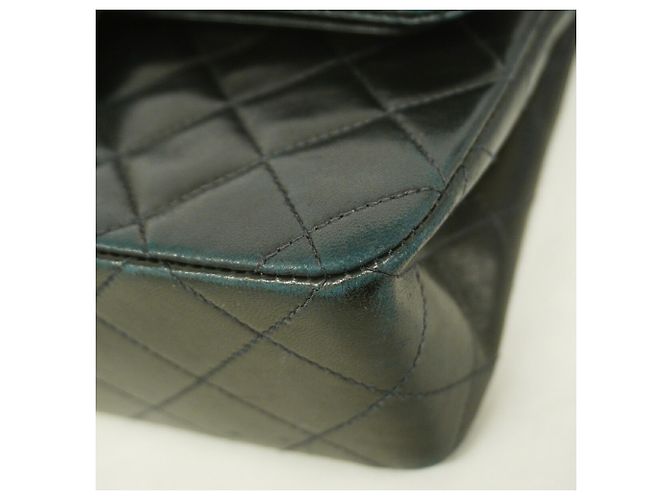 Borsa a tracolla Chanel in pelle d'agnello matelassé nera Nero - vista 7