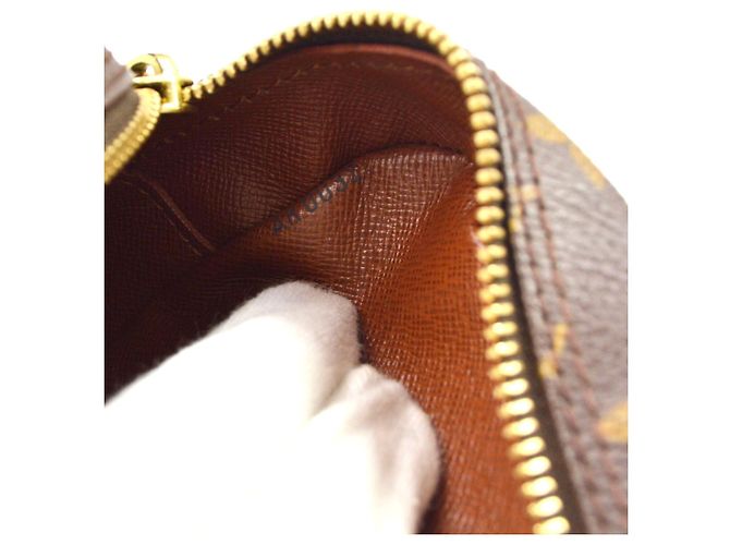 Borsa a tracolla Louis Vuitton Nil Monogram Canvas Marrone - vista 5