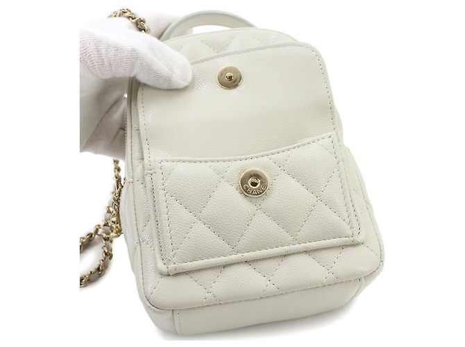 Mini mochila Chanel Matelasse con cadena Blanco - vista 8