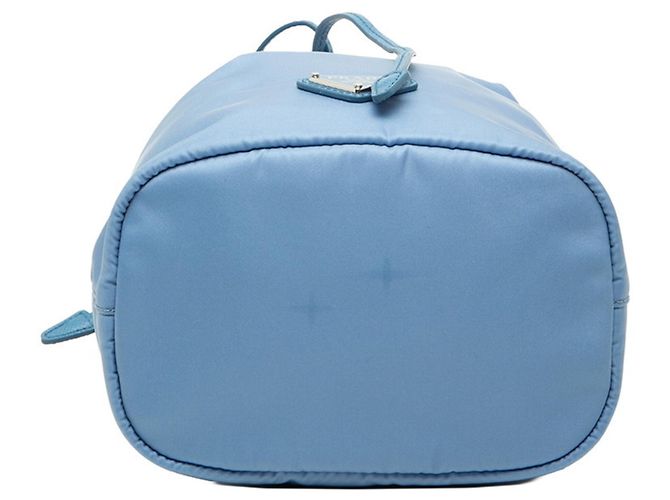 Re-Nylon Handtaschen-Pouch mit Kordzug und Prada Triangle Logo-Plakette - Ansicht 3