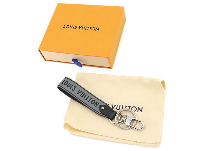 Llavero Louis Vuitton Monogram Eclipse Castaño Negro - vista 2