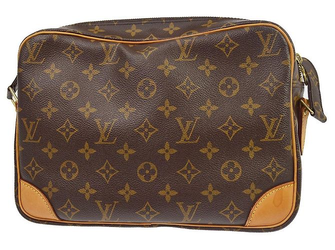 Borsa a tracolla Louis Vuitton Nil Monogram Canvas Marrone - vista 2