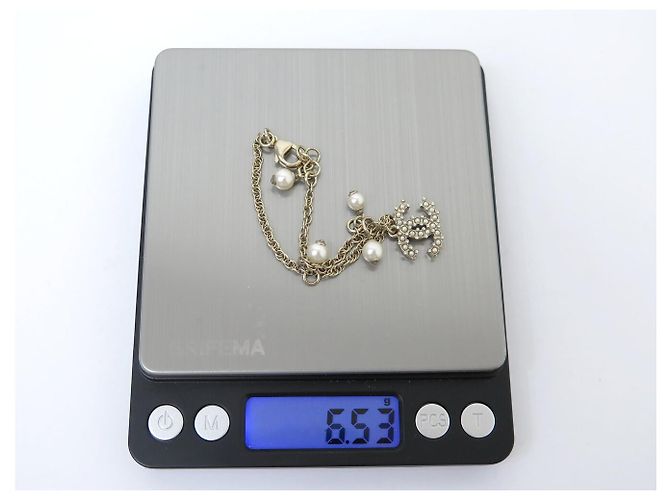 NUOVO BRACCIALE CHANEL LOGO CC STRASS E PERLE 2019 17-19CM METALLO DORATO BANGLE D'oro - vista 6