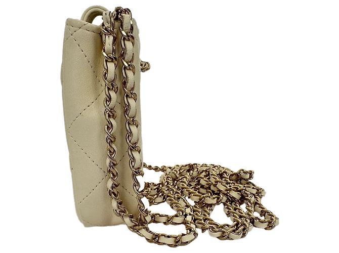 Timeless Chanel Mini Square gesteppte Clutch aus elfenbeinfarbenem Leder Weiß Roh - Ansicht 9