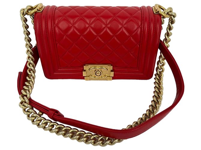 Borsa a tracolla Chanel Le Boy in pelle rossa Rosso - vista 2