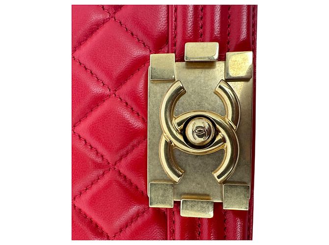 Borsa a tracolla Chanel Le Boy in pelle rossa Rosso - vista 8