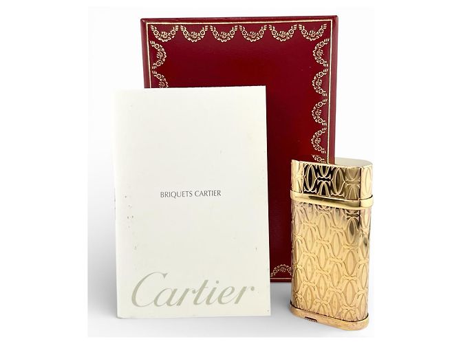 Cartier Godron Happy Birthday Lighter Golden - view 2