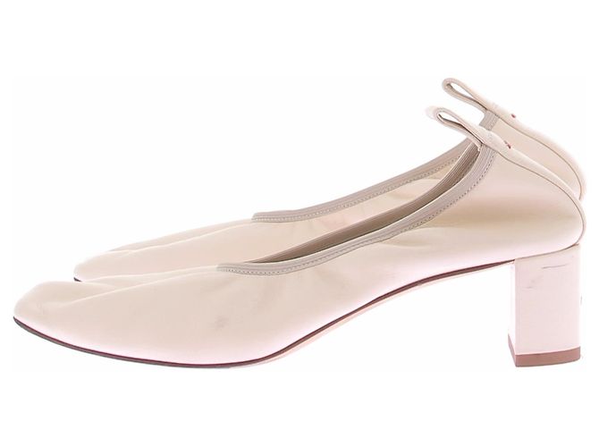 Aeyde Gemma Pumps mit runder Kappe - Ansicht 2
