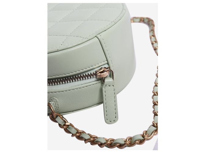 Chanel Runde Vanity Cross-Body-Tasche aus gestepptem Leder, hellgrün 2021 - Ansicht 6