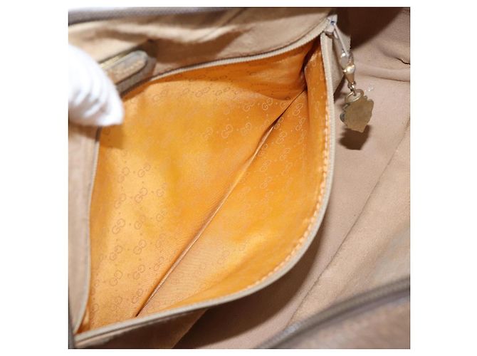 GUCCI GG Supreme Shoulder Bag PVC Beige Gold - vista 24