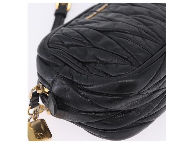 Miu Miu Matelasse Shoulder Bag Leather Black Gold Tone - vista 17