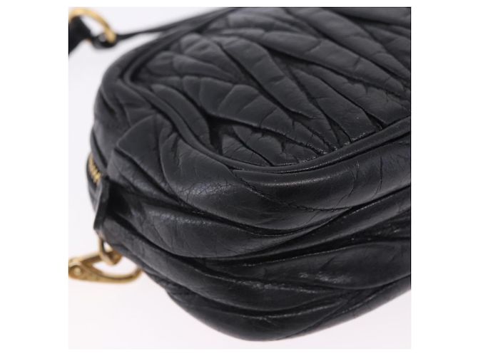 Miu Miu Matelasse Shoulder Bag Leather Black Gold Tone - vista 19