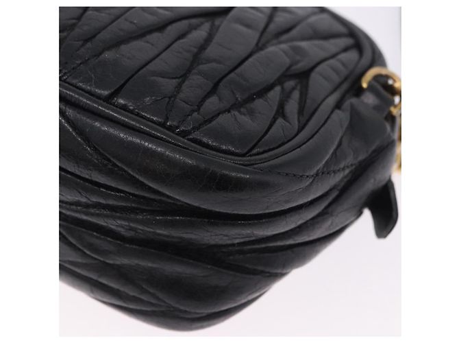 Miu Miu Matelasse Shoulder Bag Leather Black Gold Tone - vista 20